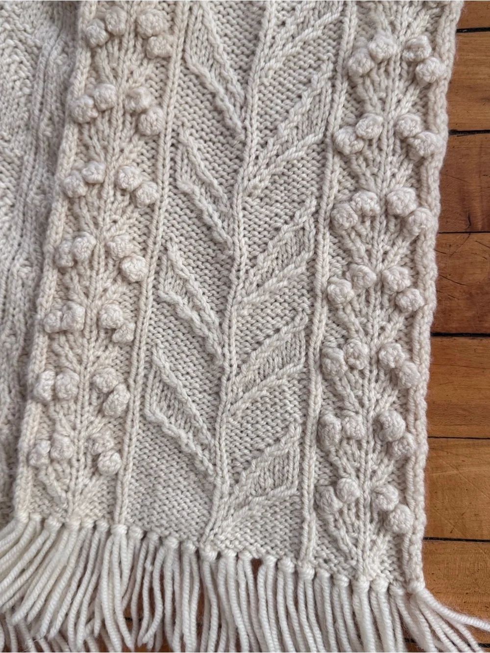 Carraig Donn Pure New Wool Scarf cream knit fringe warm chunky